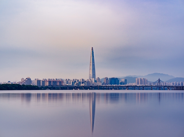 Seoul skyline with Lotte Tower in the middle