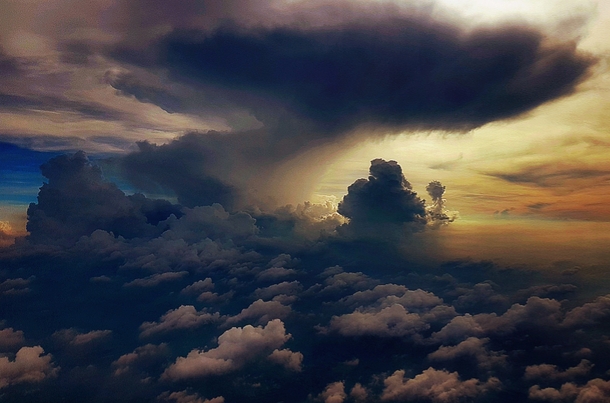 Serious cloud porn somewhere over the South China Sea enroute Hong Kong 