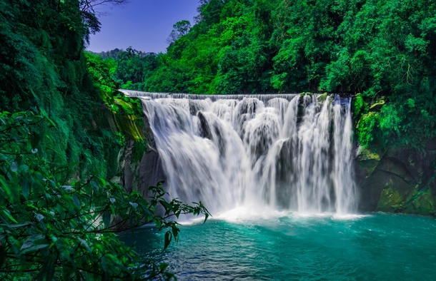 Shifen Waterfall Taiwan 