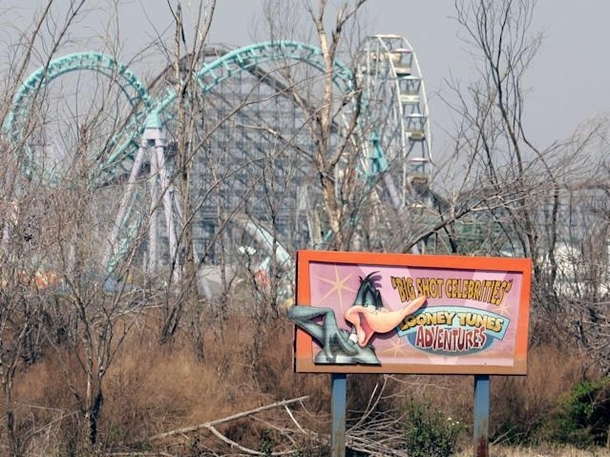 Six Flags New Orleans abandoned after Hurricane Katrina in 