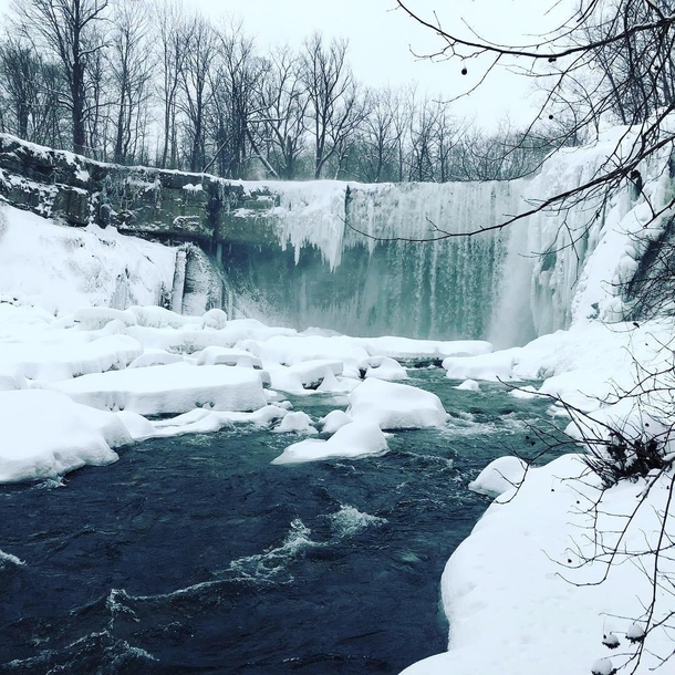 Snowed up and frozen waterfall and swimming hole Ludlowville NY Upstate - OC  x  pix resolution