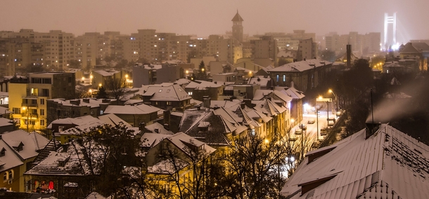 Snowfall on the layers of Bucharest 