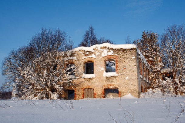 So it turns out that Estonia has a bunch of abandoned distilleries This one is associated with Preedi manor in Jrvamaa Ill pop some more in the comments 