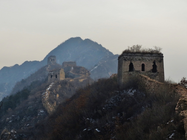 Some sections of the Great Wall are truly abandoned by uiwazaruu 