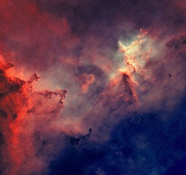 Space without stars - Heart Nebula