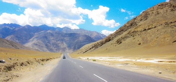 Srinagar - Leh Himayalan Highway India
