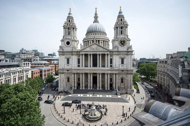 St Pauls Cathedral --- 