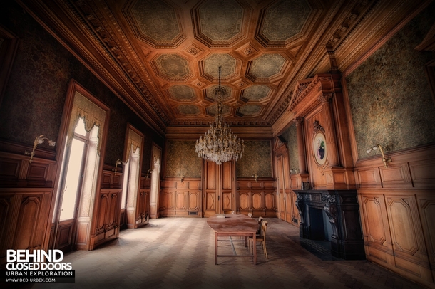 Stunning wood pannelled boardroom of an abandoned University in Belgium 