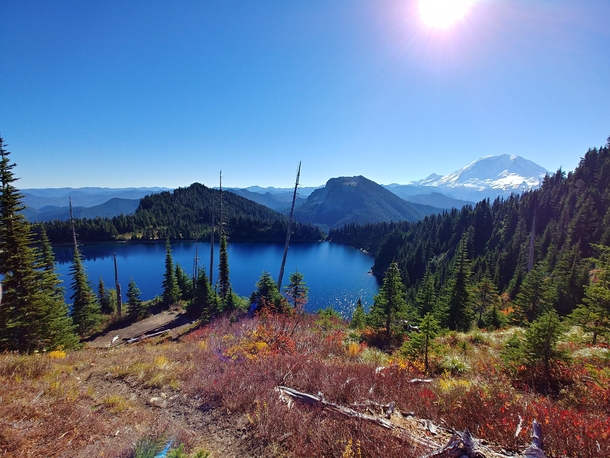 Summit Lake Bearhead Mountain and Mount Rainier  Am October   North of MRNP  OC