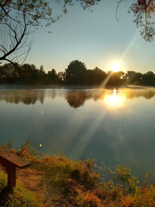 Sun rising over the lake this morning Vandalia MO x 