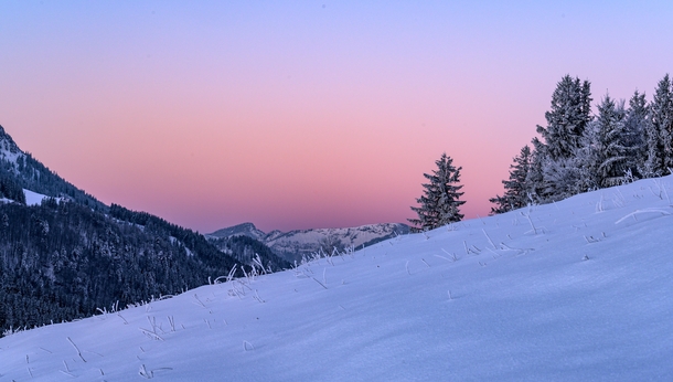 Sunrise in the Bavarian Alps OC 