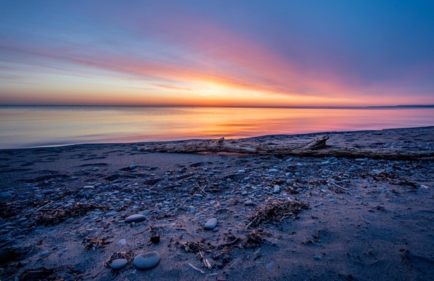 Sunrise on the shore of Lake Ontario in Hamilton    