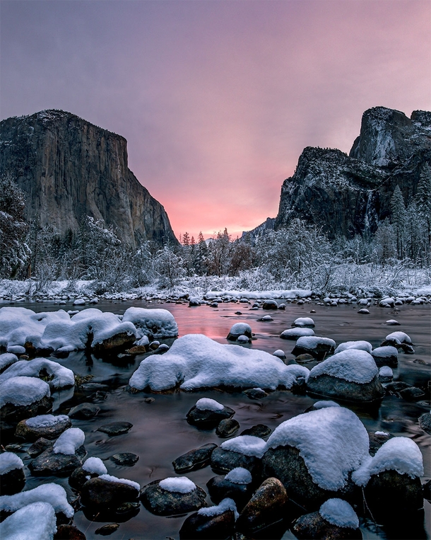 Sunrise with the snowball rocks at Valley View in Yosemite  OC