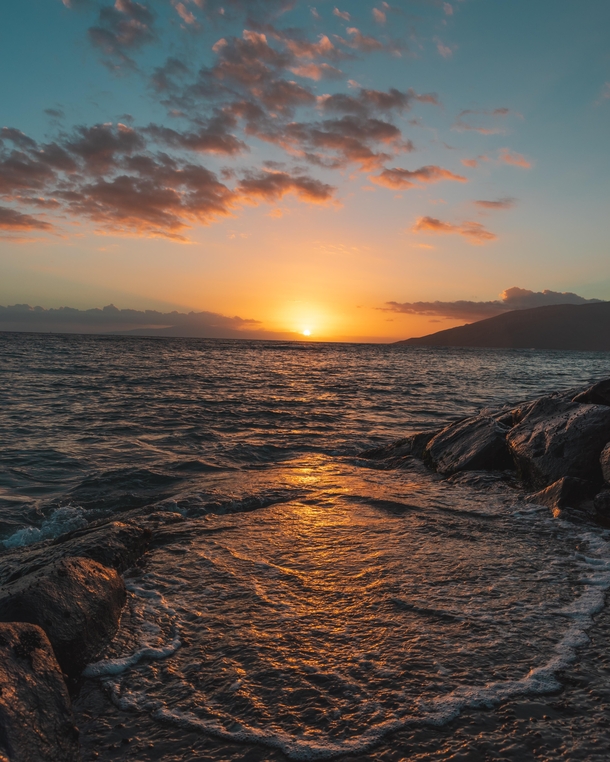 Sunset along the coast north of Kihei Maui 