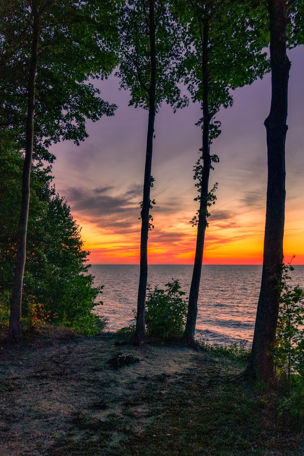 Sunset at Lake Erie Bluffs Ohio 