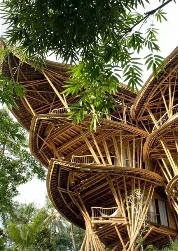 Sustainable Bamboo Tree House In Bali 