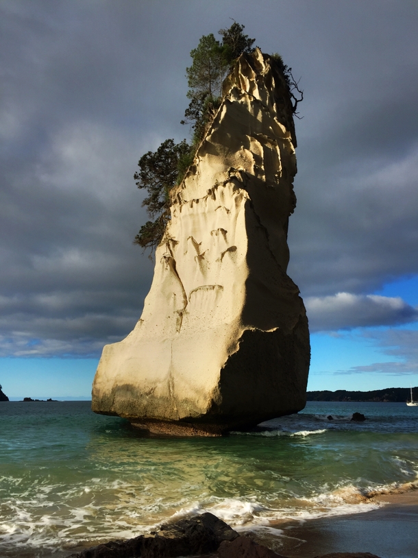 Te Hoho Rock New Zealand OC 