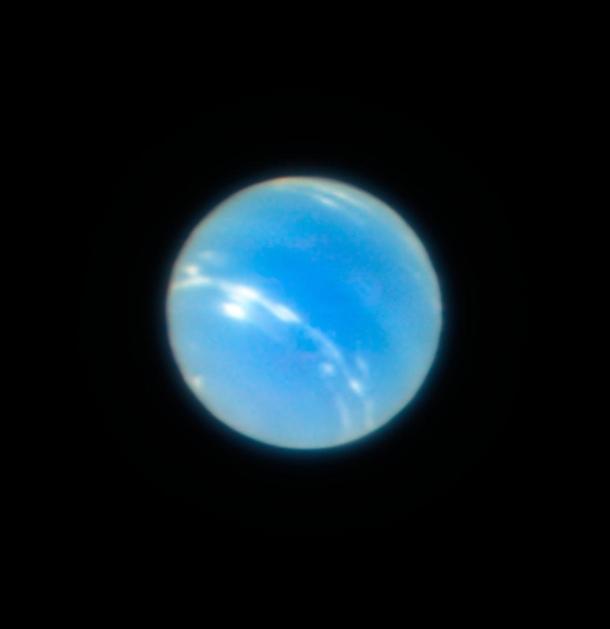 Thats a pic of Uranus from ESO