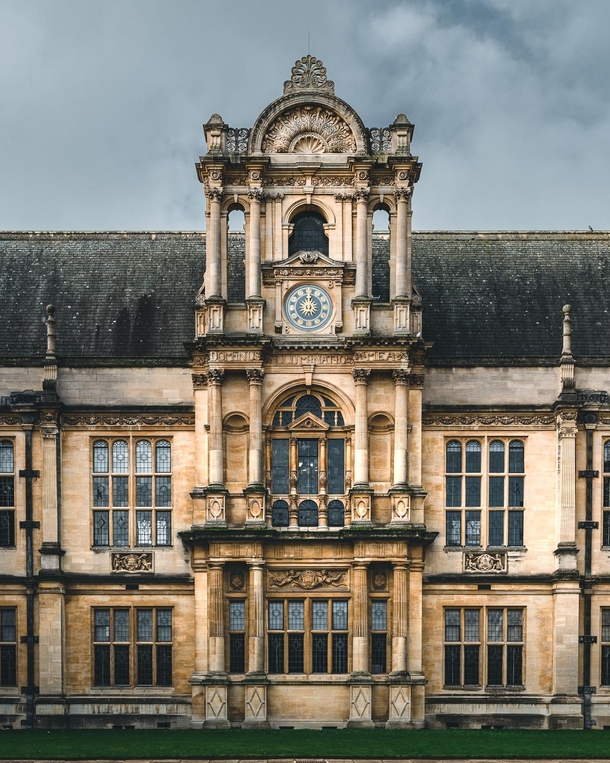 The facade of Oxford University Examination Schools Oxford UK I have more pictures of Oxford architecture is this a good subreddit to post it 