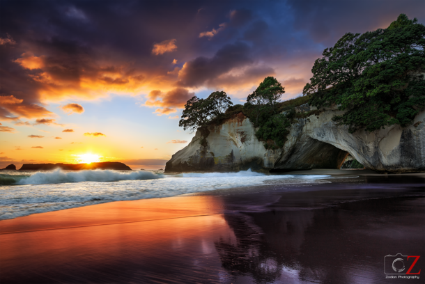 The First Light - Cathedral Cove - New Zealand 