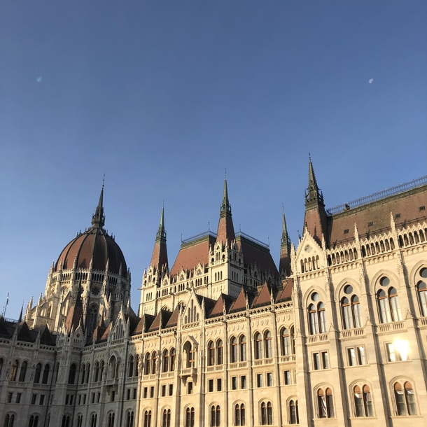 The Hungarian Parliament built  by  people using  million bricks half a million precious stones and kg of gold 