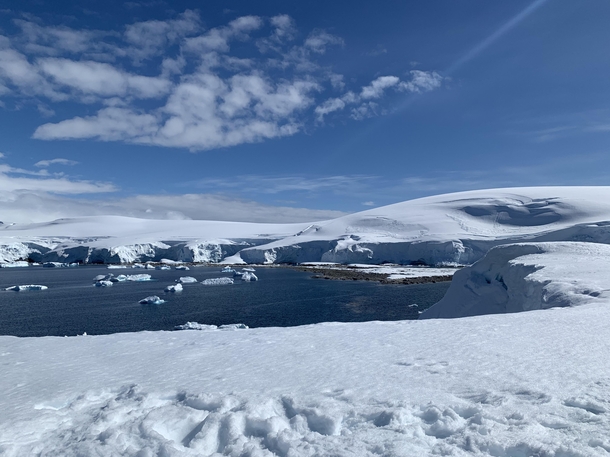 The Majesty of the Antarctic Peninsula Where the Ocean Meets an Endless Otherworldly Tundra 