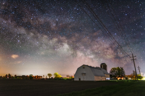 The Milky Way just a  minute drive from the capital of Canada 