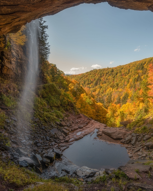 The moment a blast of wind blew Kaaterskill Falls crooked New York 