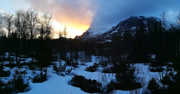 The mountains are cutting of the sun Skogshorn in Hemsedal Norway 