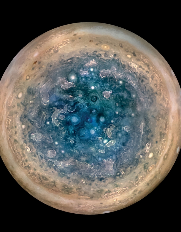 the other side of Jupiterunderbelly that we can not observe from earth taken by Juno