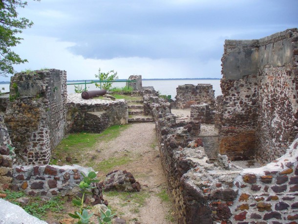 The ruins of Fort James on Kuntah Kinteh Island 