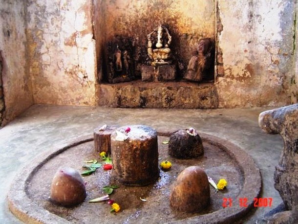 The shivlinga which is worshipped by ashwatthama