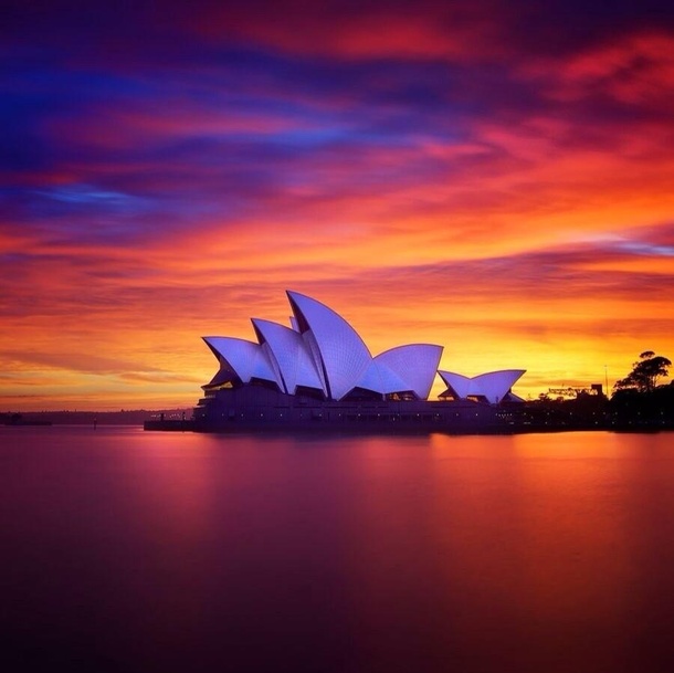 The Sydney Opera House by Jrn Utzon at sunset x