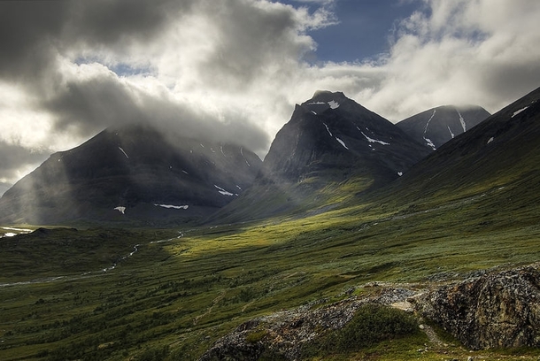 The tallest mountain in Sweden Kebnekaise photo by Alexandre Buisse 