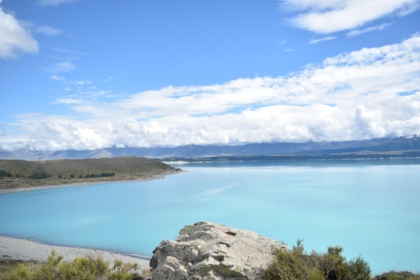 The turquoise waters of Lake Pukaki New Zealand x OC