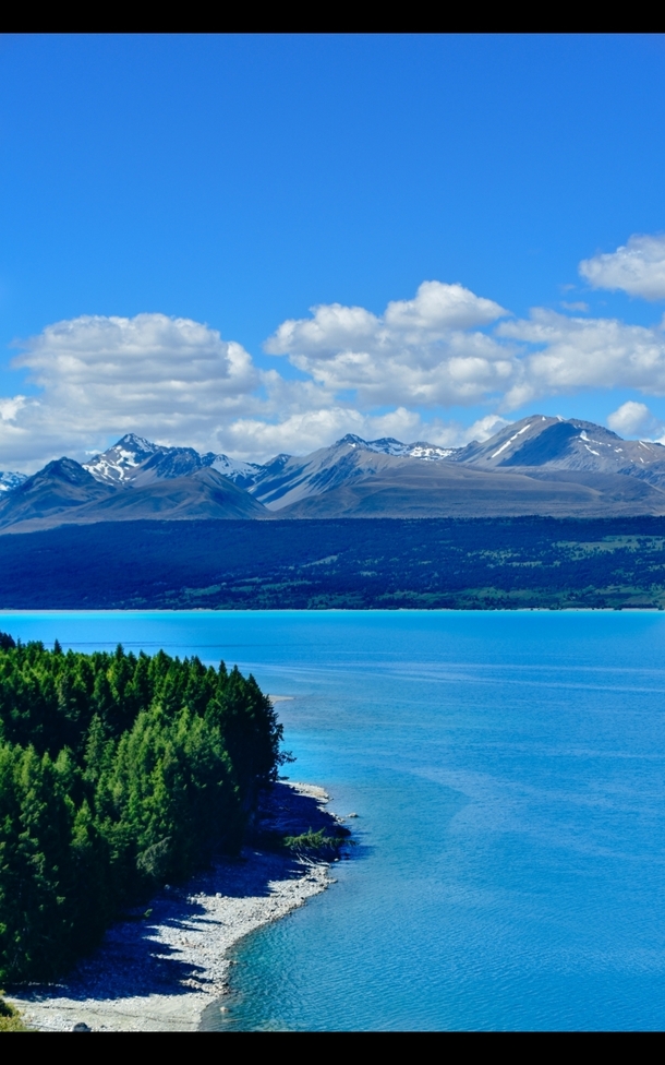 The unreal blue water of Lake Pukakiki New Zealand 