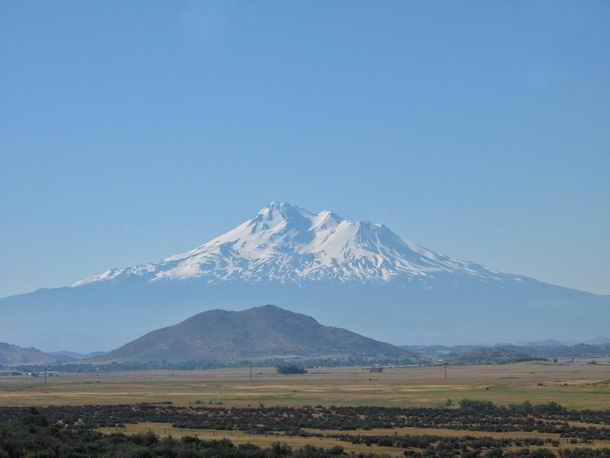 The view of Mt Shasta from I- 