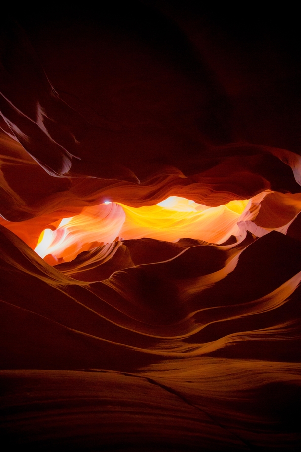 The walls of Antelope Canyon in Arizona look like abstract landscapes 