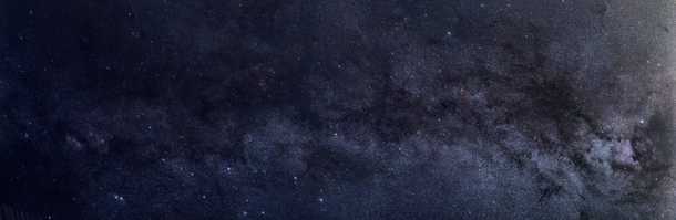 This is my favorite picture of the Milky Way How can I make it my desktop wallpaper so that it shows up in full  x 