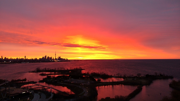 This mornings sunrise in Toronto 
