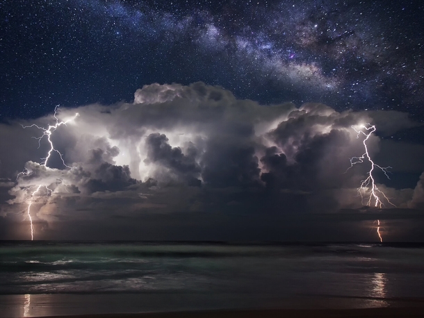 Thunderhead under the Milky Way off the coast of Florida photo cred Jason Weingart