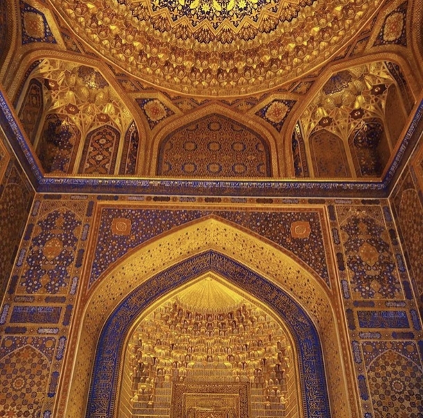 Tillakori Medrese in Samarkand Uzbekistan