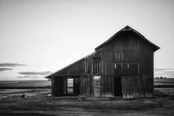Tulare County Barn Nikon D Sigma - f Lightroom Mobile