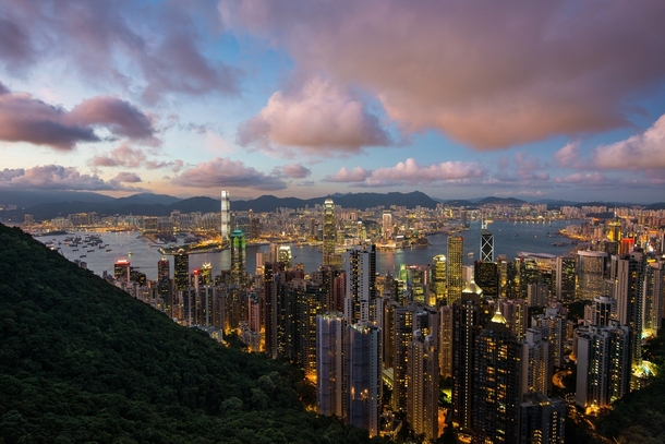 Twilight Over Hong Kong 