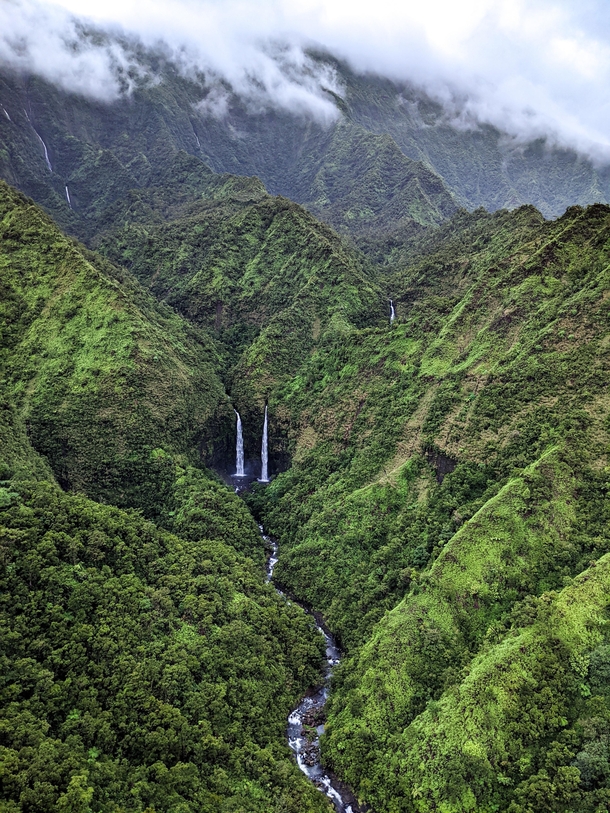 Twin Waterfalls Kauai Hawaii 