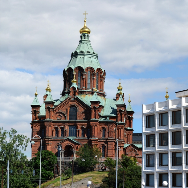 Uspenski Cathedral Helsinki Finland  by Ralf Roletschek  MB 