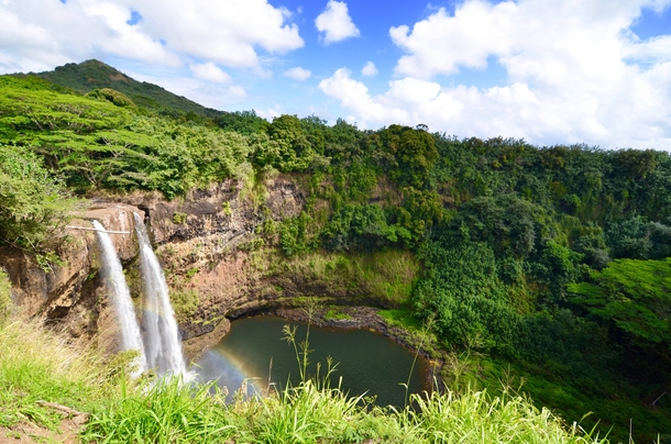 Wailua Falls near Lihue Kauai photographed by Sam Blackman 