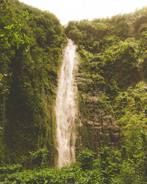 Waimoku Falls Maui Hawaii  Resolution  x 