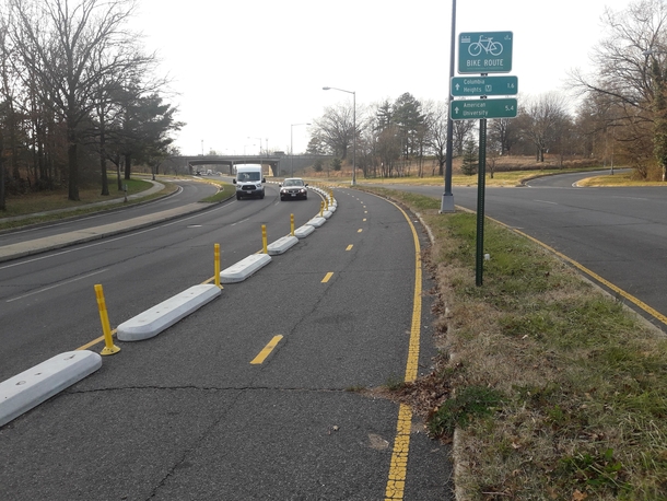 Washington DC has a fantastic bike lane network This a new crosstown route