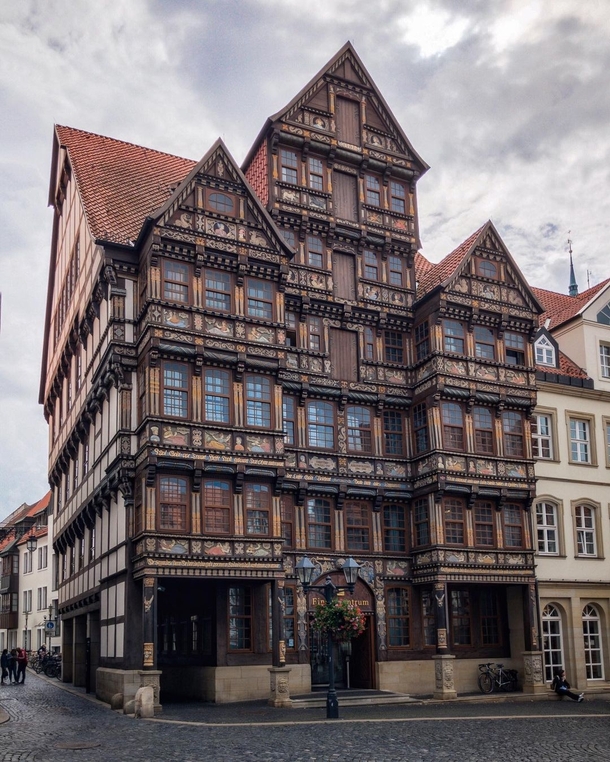 Wedekindhaus a half-timbered renaissance style house with carved oak facade originally built in  by the merchant Hans Storre then later completely destroyed during a WWII air raid before being rebuilt in the s Hildesheim Lower Saxony Germany
